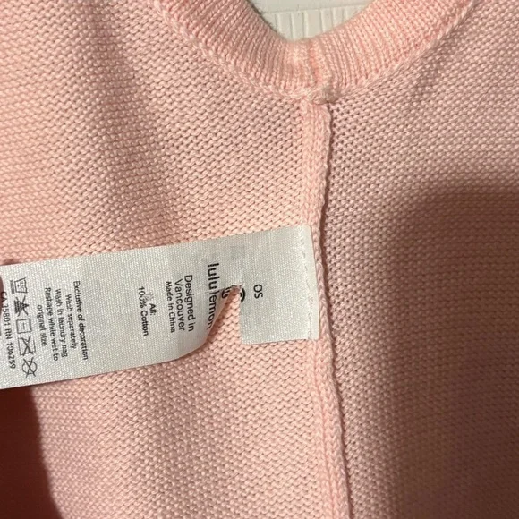 Lululemon Key to Warmth Wrap in Ballet Slipper - Picture 6 of 6